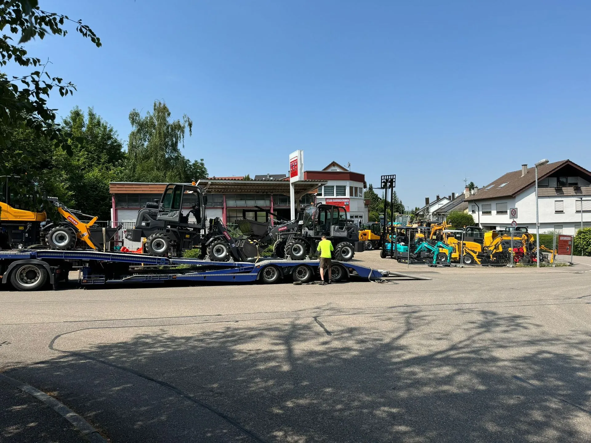 976b4eae-41e2-4518-87c8-07c5f81a1048-1920w