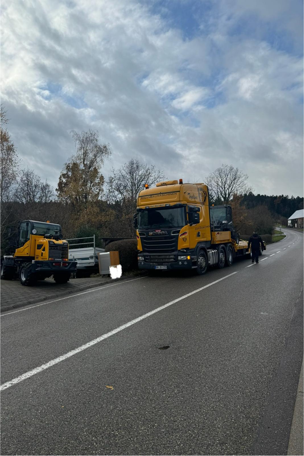 44b5fbc0-42fa-4398-86cb-ec17905ceb11