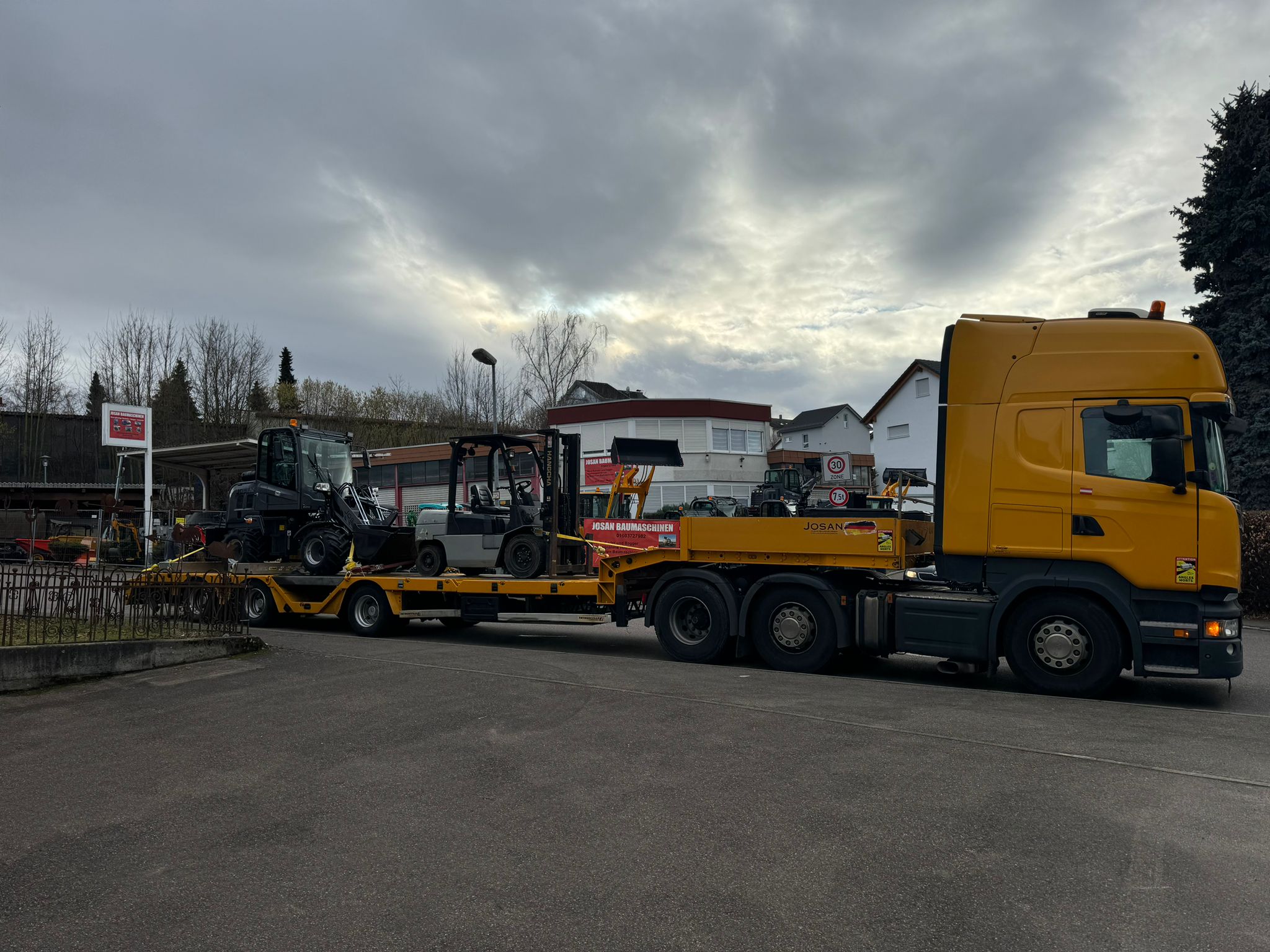 e7fa2337-5c08-44a6-ba47-f9ece3bc5dce